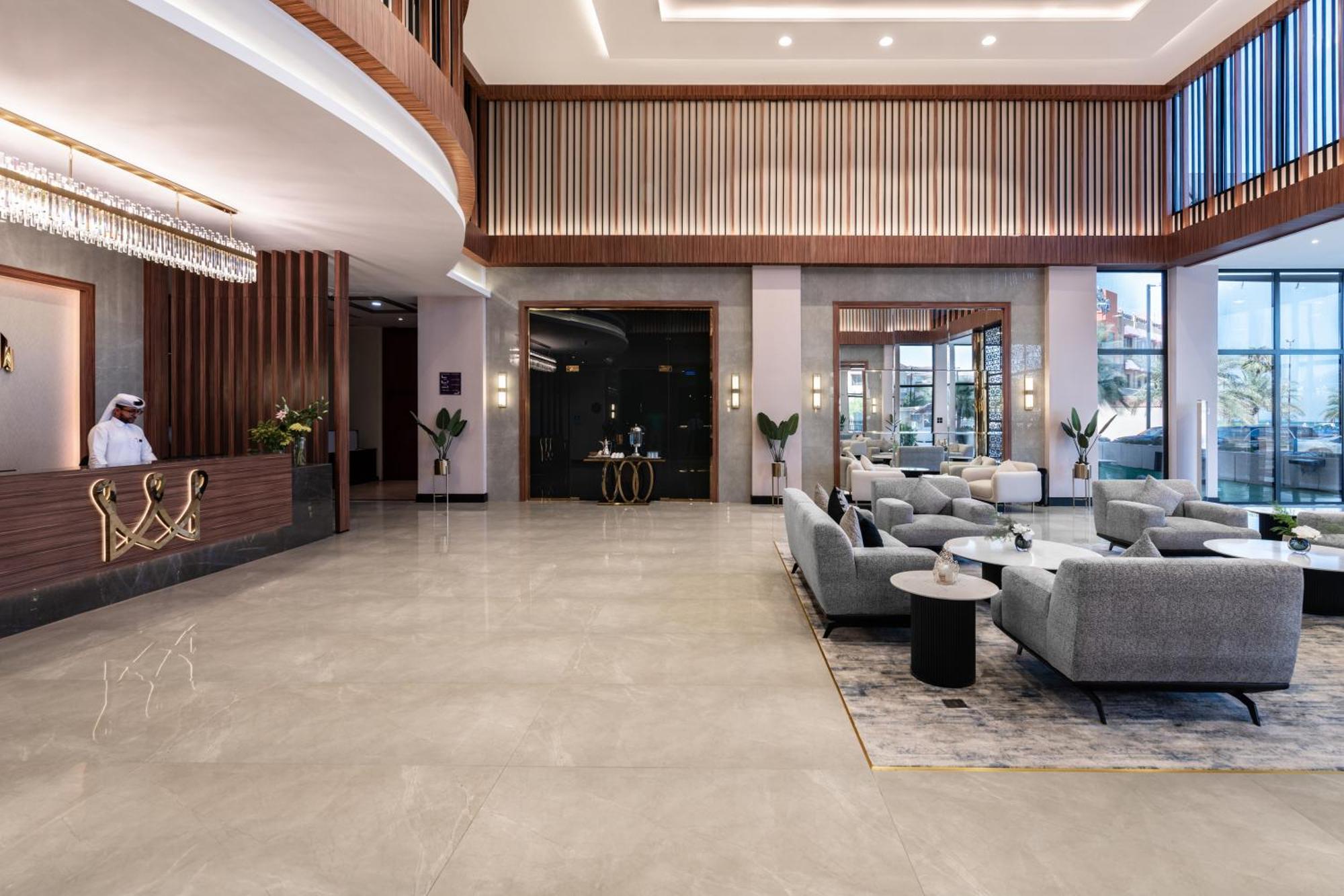 Warwick Al Jubail Hotel エクステリア 写真