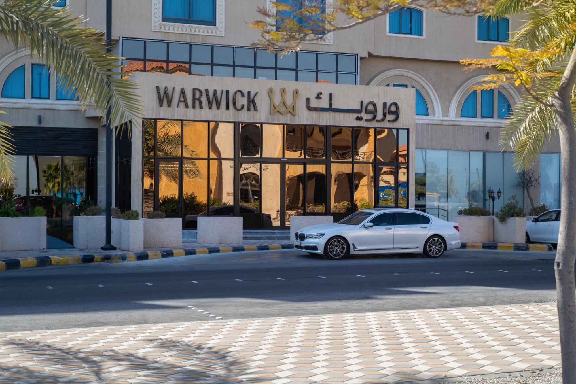 Warwick Al Jubail Hotel エクステリア 写真