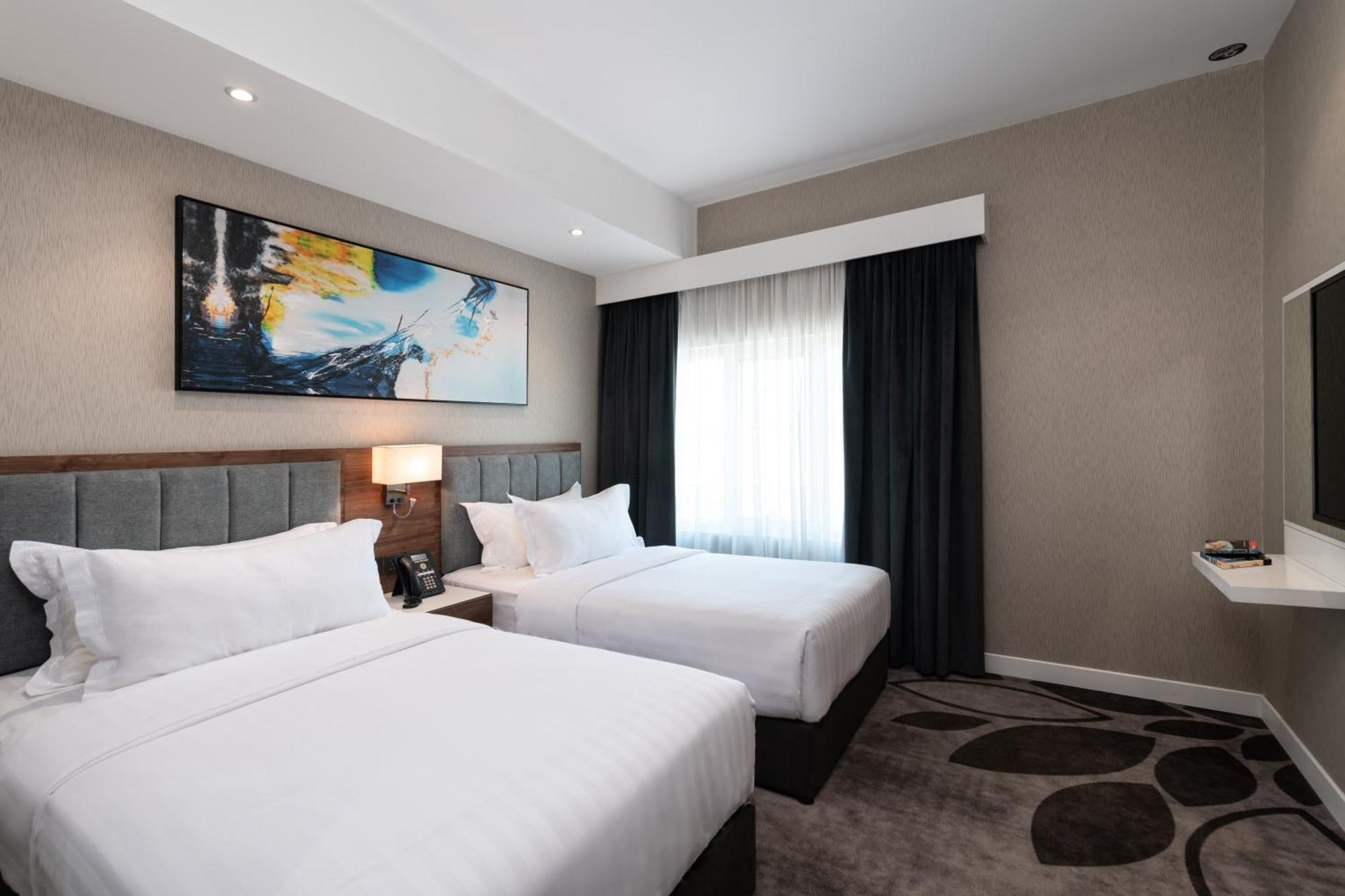 Warwick Al Jubail Hotel エクステリア 写真