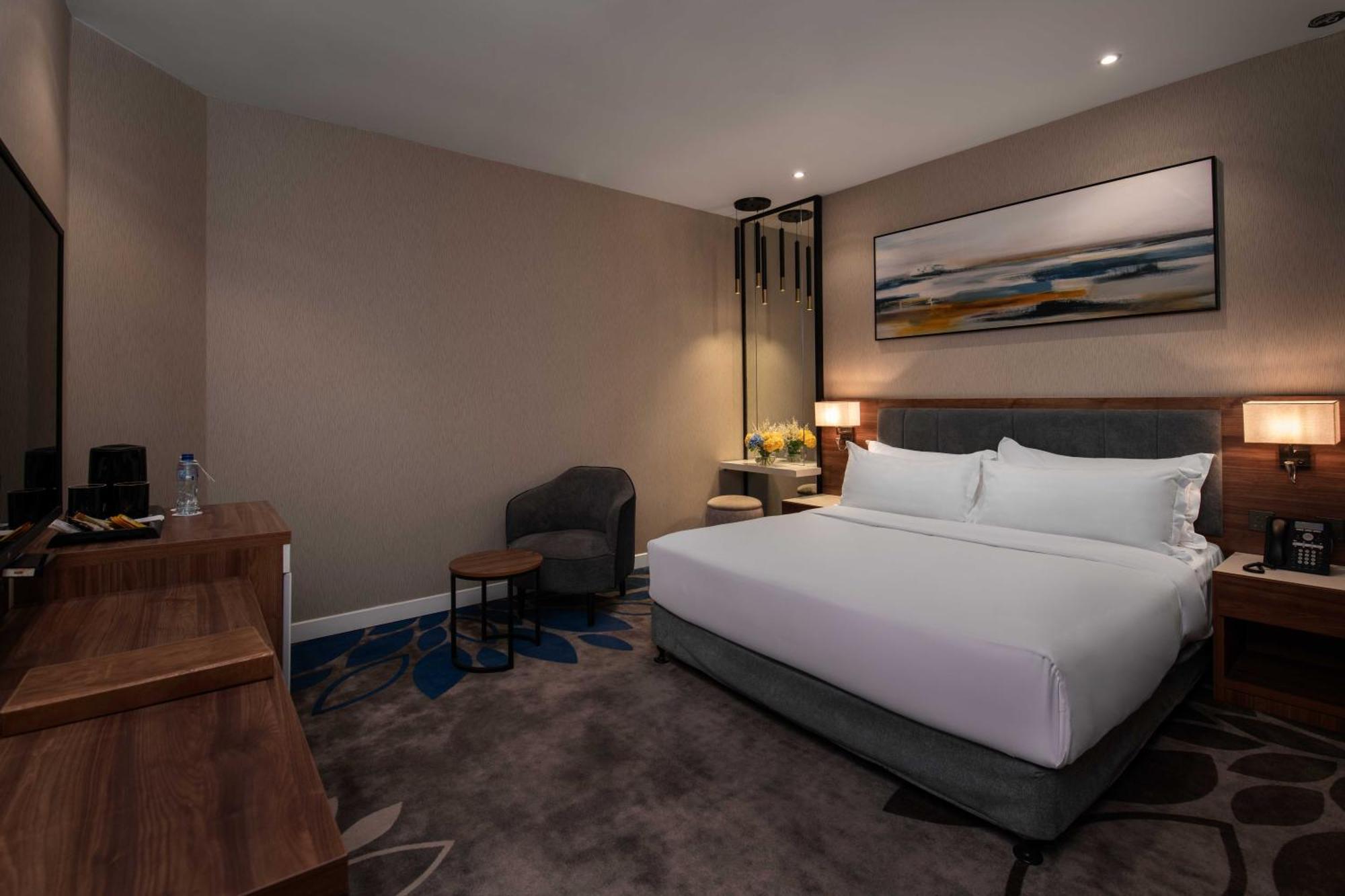 Warwick Al Jubail Hotel エクステリア 写真